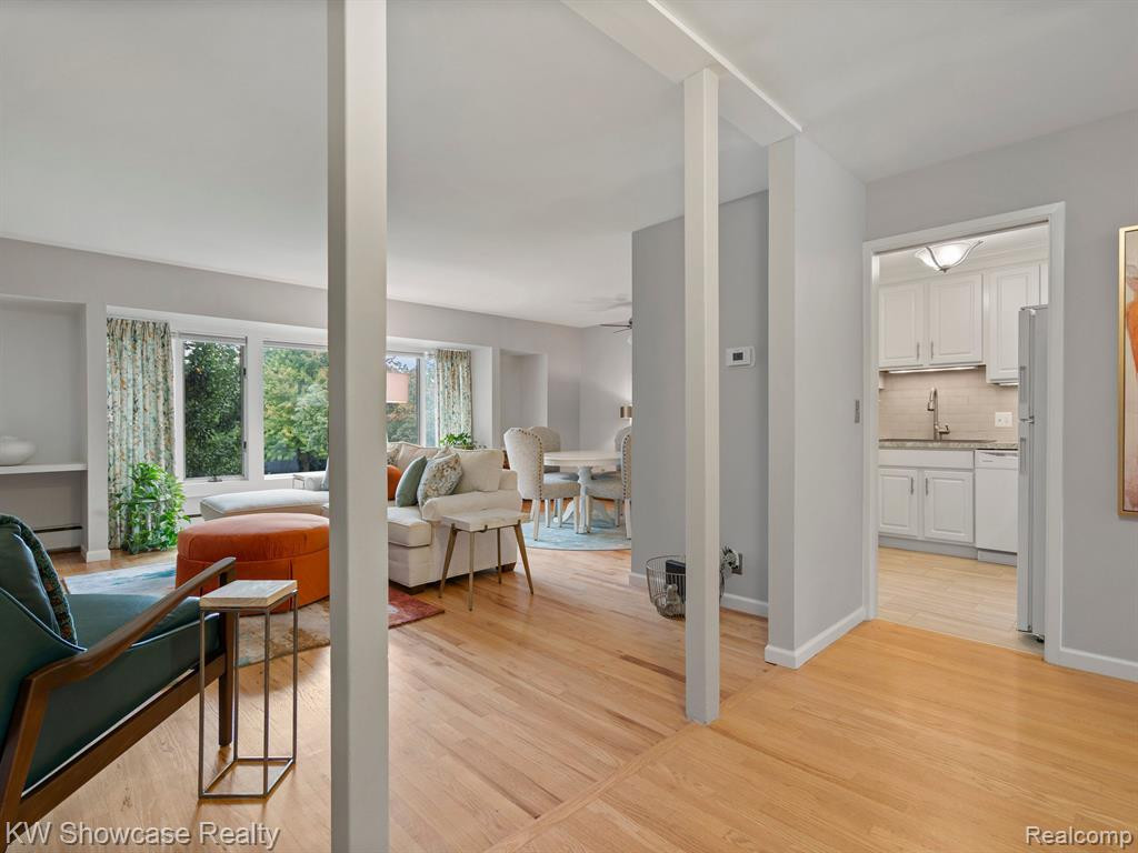 369 CONCORD Place, 4, Bloomfield Hills, MI 48304 — Photo 6