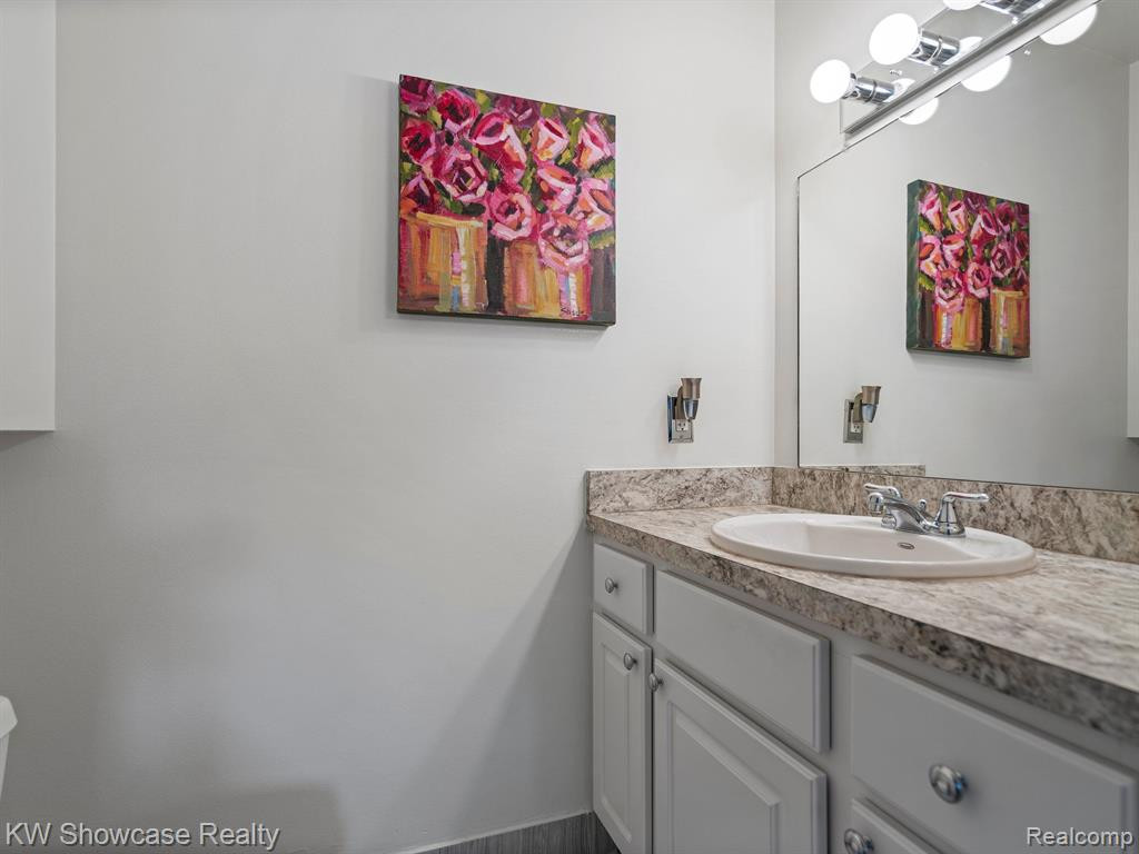 369 CONCORD Place, 4, Bloomfield Hills, MI 48304 — Photo 20