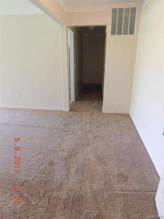 448 FOX HILLS Drive S, 5, Bloomfield Hills, MI 48304 — Photo 9