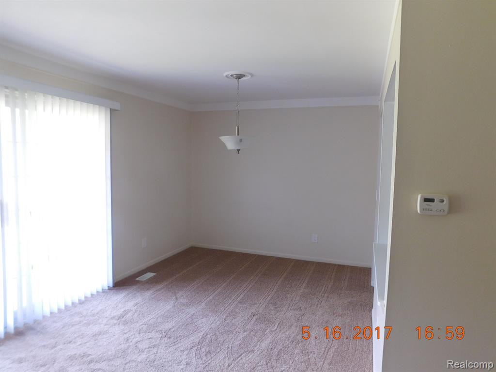 448 FOX HILLS Drive S, 5, Bloomfield Hills, MI 48304 — Photo 15