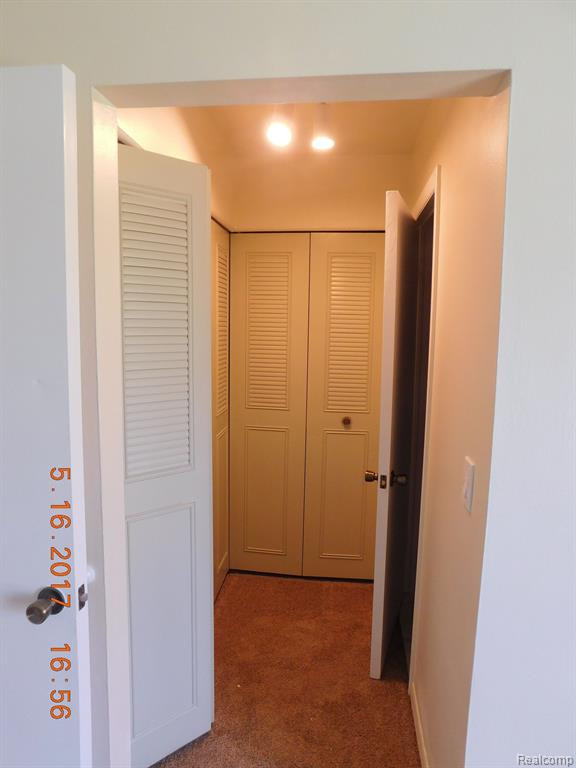 448 FOX HILLS Drive S, 5, Bloomfield Hills, MI 48304 — Photo 36