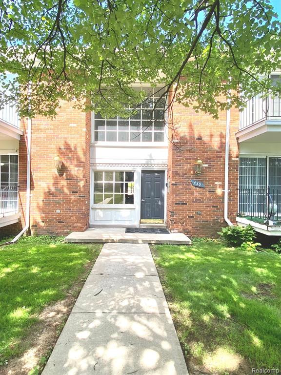 430 FOX HILLS Drive N, A-6, Bloomfield Hills, MI 48304 — Photo 4