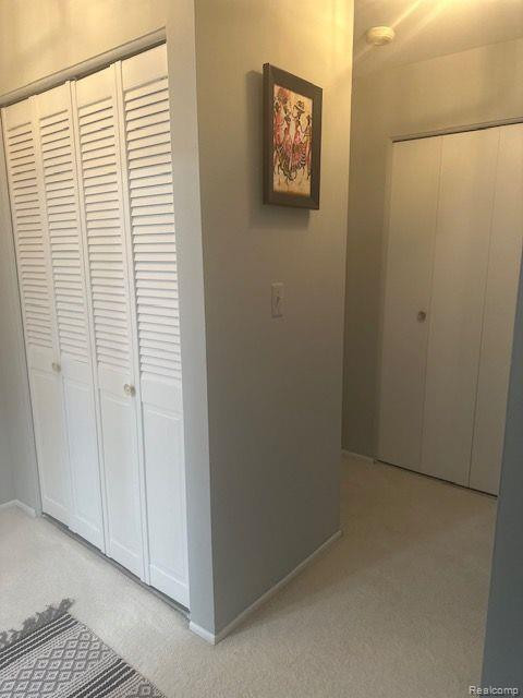 751 E FOX HILLS Drive, Bloomfield Hills, MI 48304 — Photo 11