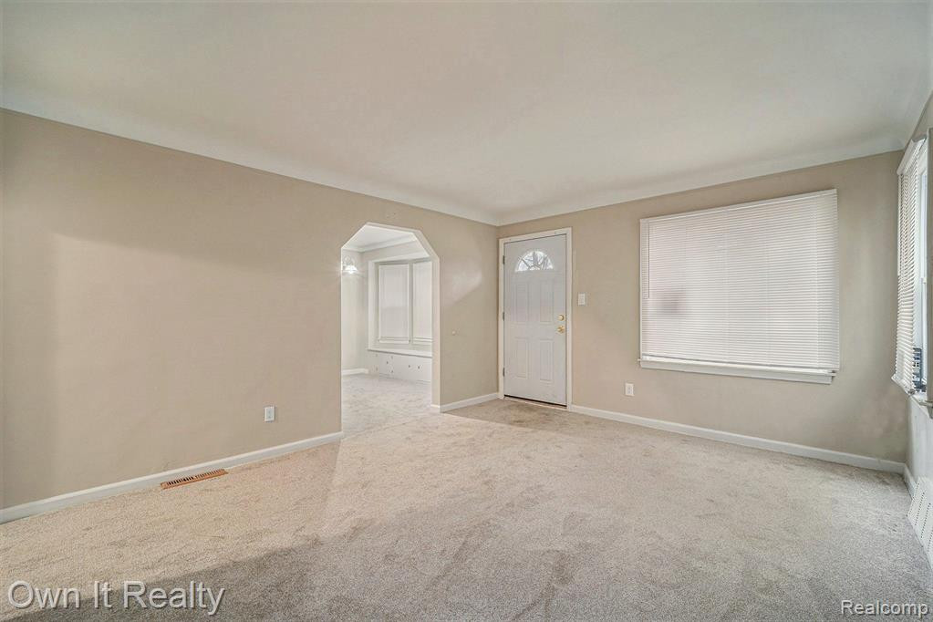 7732 DOLPHIN, Redford, MI 48239 — Photo 5
