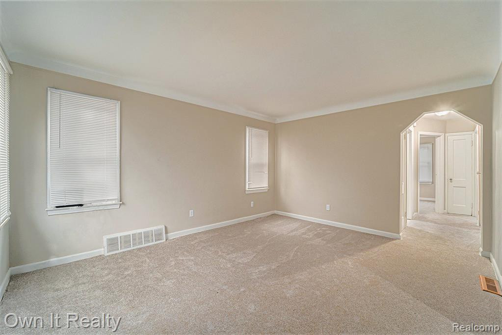 7732 DOLPHIN, Redford, MI 48239 — Photo 6