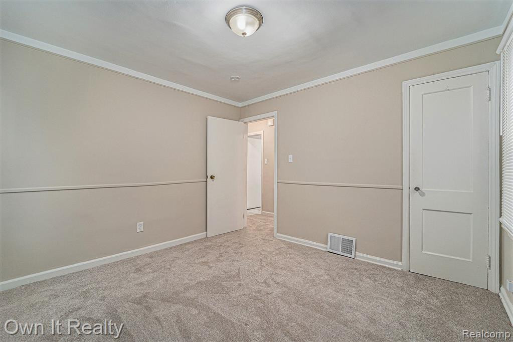 7732 DOLPHIN, Redford, MI 48239 — Photo 19