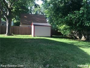 45662 CUSTER Avenue, Utica, MI 48317 — Photo 19