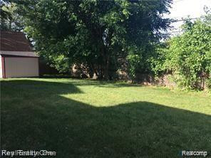 45662 CUSTER Avenue, Utica, MI 48317 — Photo 20