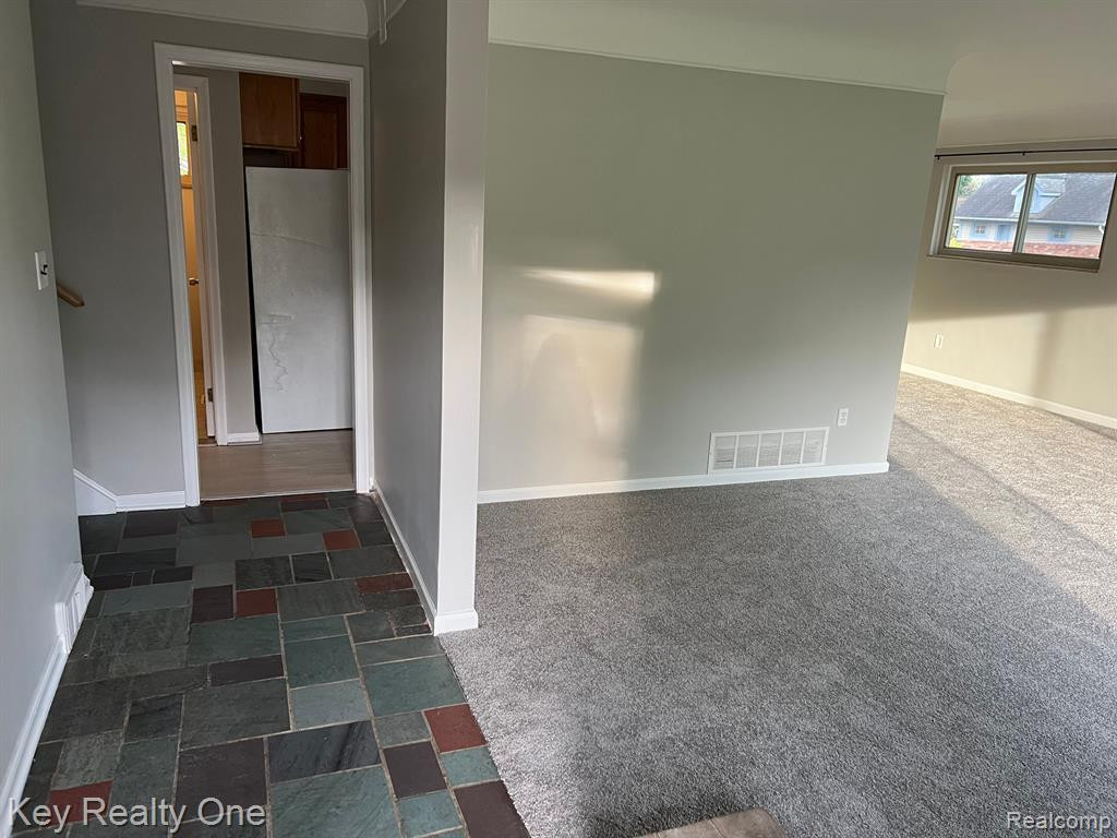 45662 CUSTER Avenue, Utica, MI 48317 — Photo 30