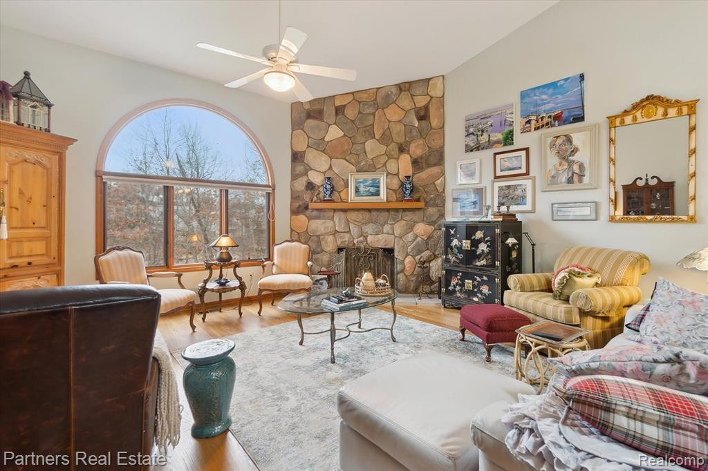 2928 W TELLURIDE, Brighton, MI 48114 — Photo 8