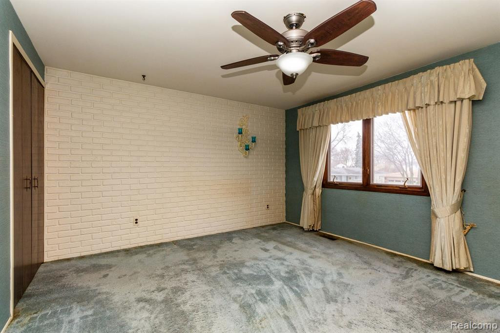 40420 MEADE POINT Drive, Sterling Heights, MI 48313 — Photo 21