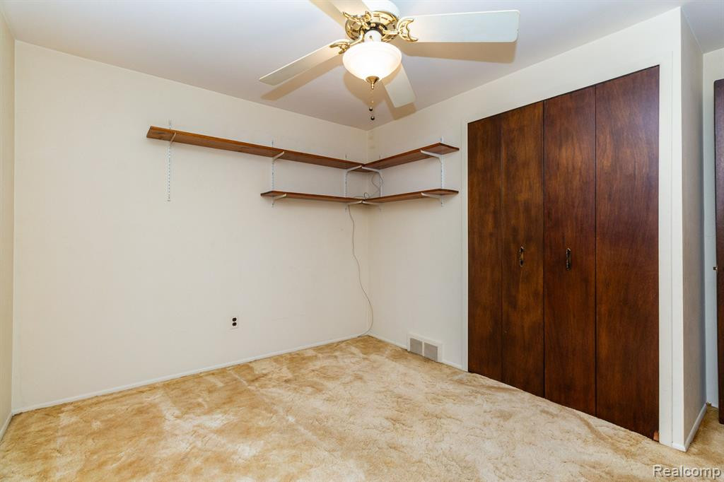 40420 MEADE POINT Drive, Sterling Heights, MI 48313 — Photo 26
