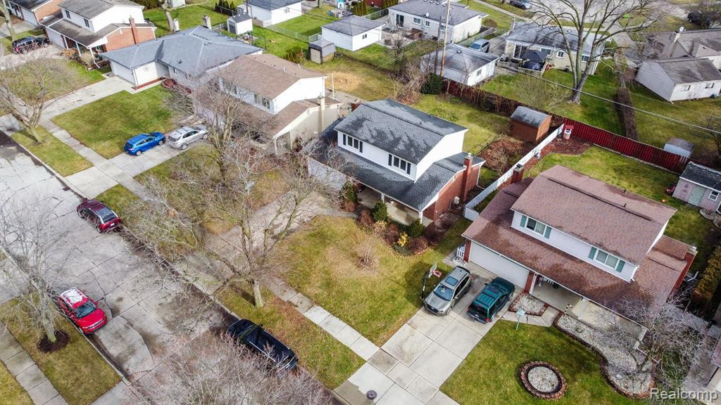 40420 MEADE POINT Drive, Sterling Heights, MI 48313 — Photo 44