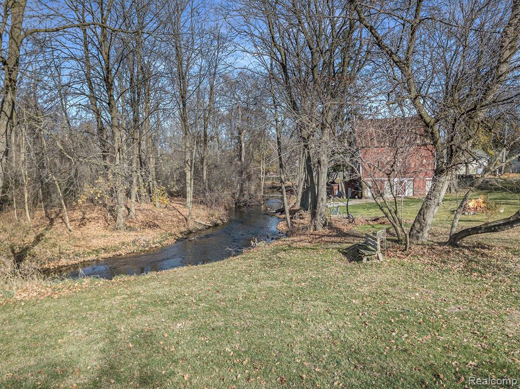 210 South Street, Ortonville, MI 48462 — Photo 9