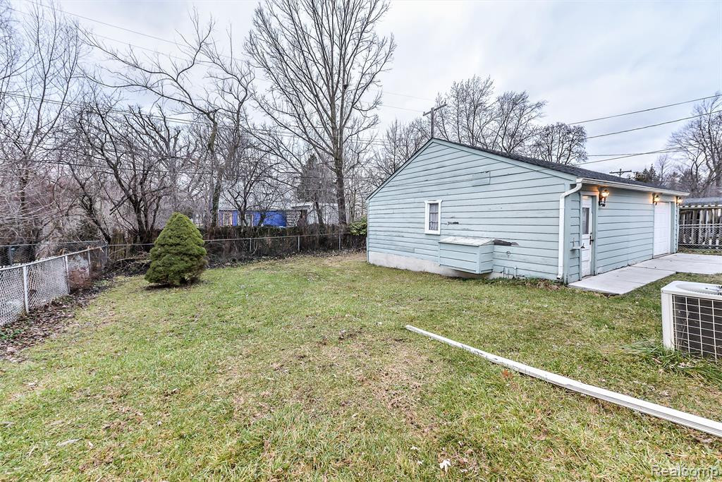 2726 FERNWOOD Avenue, Ann Arbor, MI 48104 — Photo 6