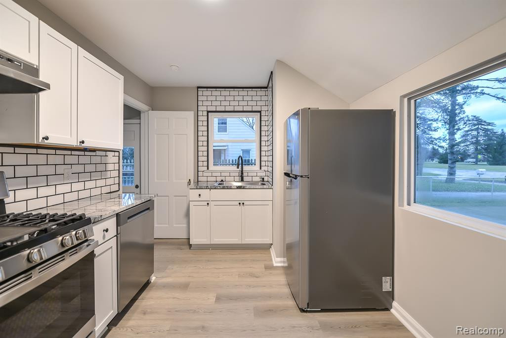 2726 FERNWOOD Avenue, Ann Arbor, MI 48104 — Photo 17