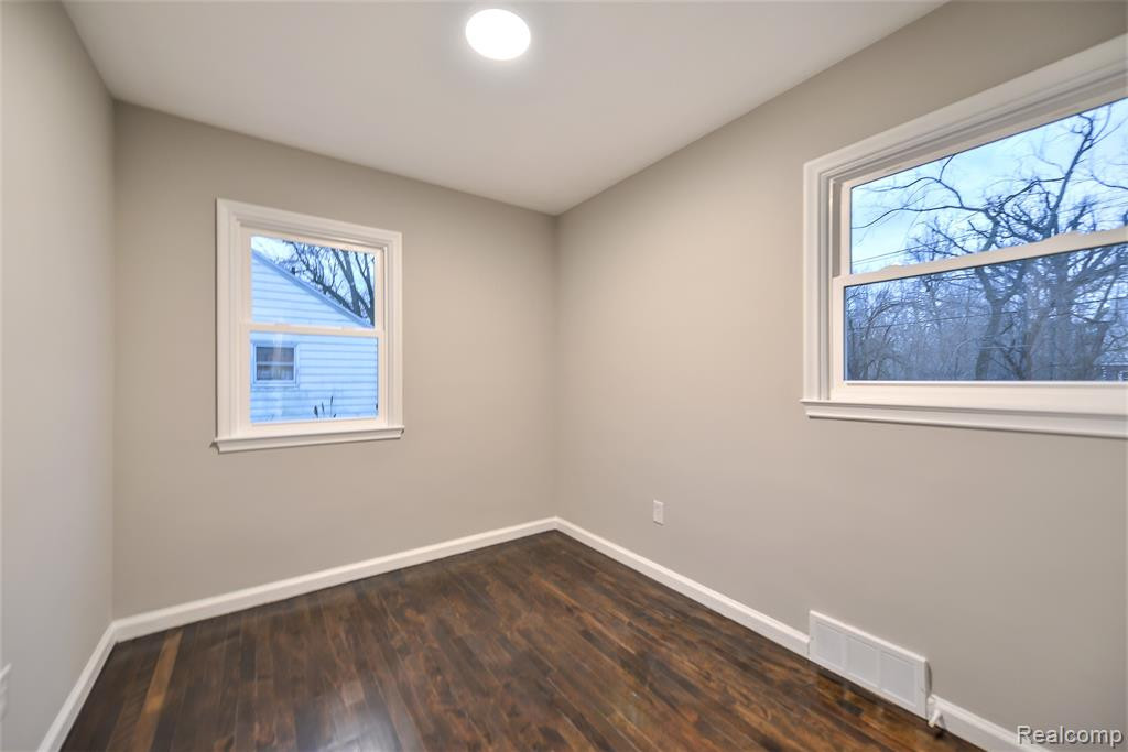 2726 FERNWOOD Avenue, Ann Arbor, MI 48104 — Photo 21
