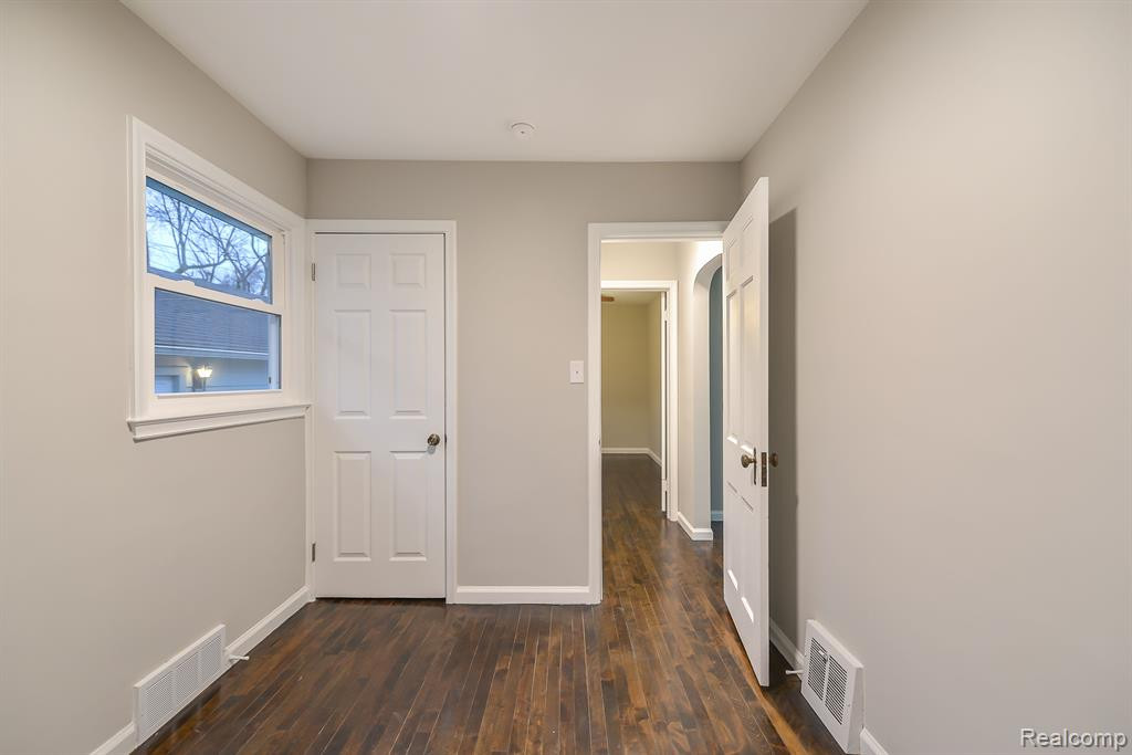 2726 FERNWOOD Avenue, Ann Arbor, MI 48104 — Photo 22