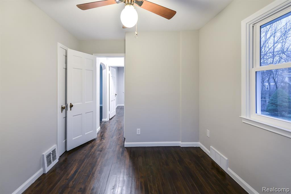 2726 FERNWOOD Avenue, Ann Arbor, MI 48104 — Photo 26