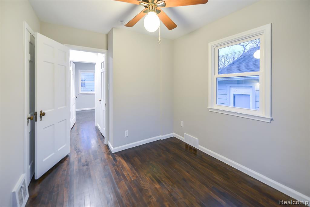 2726 FERNWOOD Avenue, Ann Arbor, MI 48104 — Photo 27
