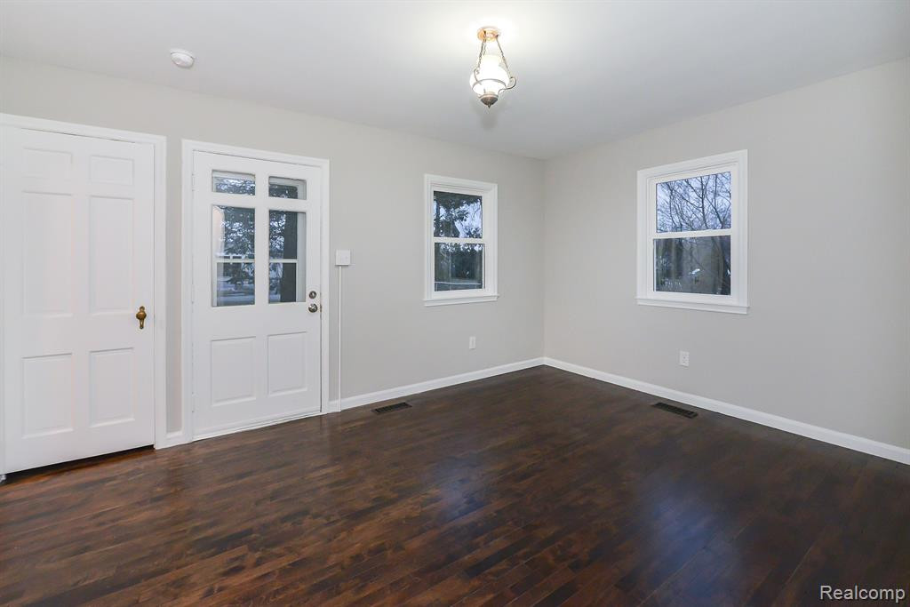 2726 FERNWOOD Avenue, Ann Arbor, MI 48104 — Photo 28