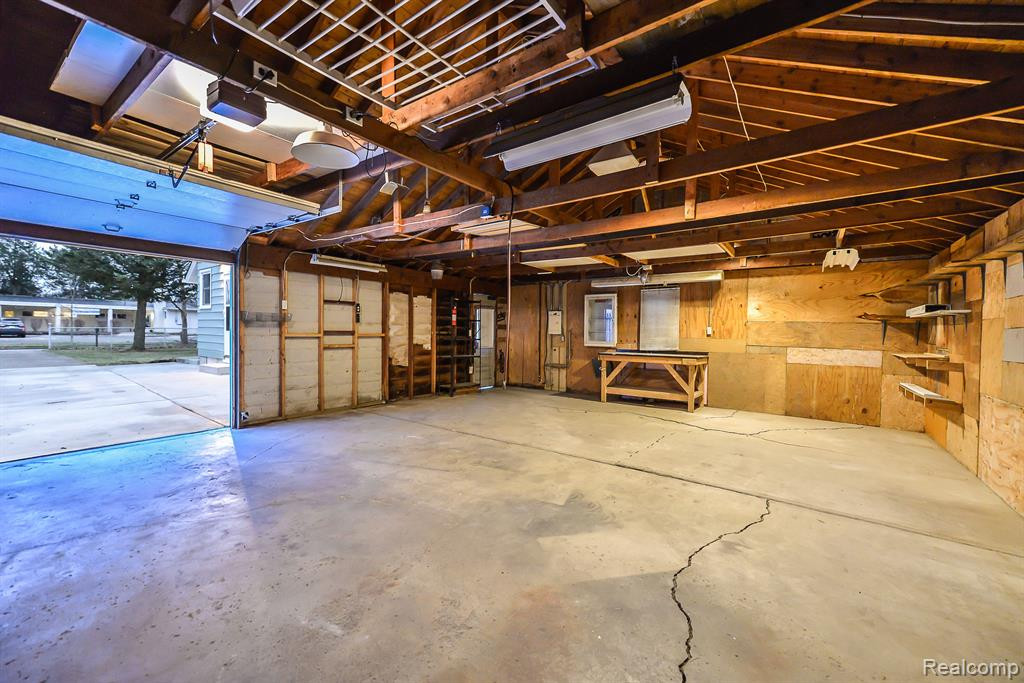 2726 FERNWOOD Avenue, Ann Arbor, MI 48104 — Photo 36