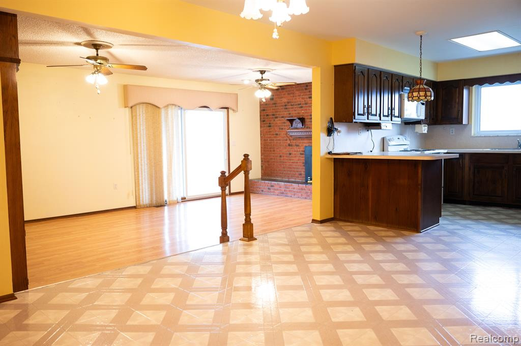 51714 9 MILE Road, Northville, MI 48167 — Photo 3