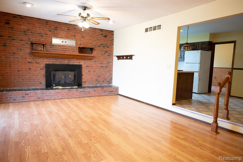 51714 9 MILE Road, Northville, MI 48167 — Photo 4