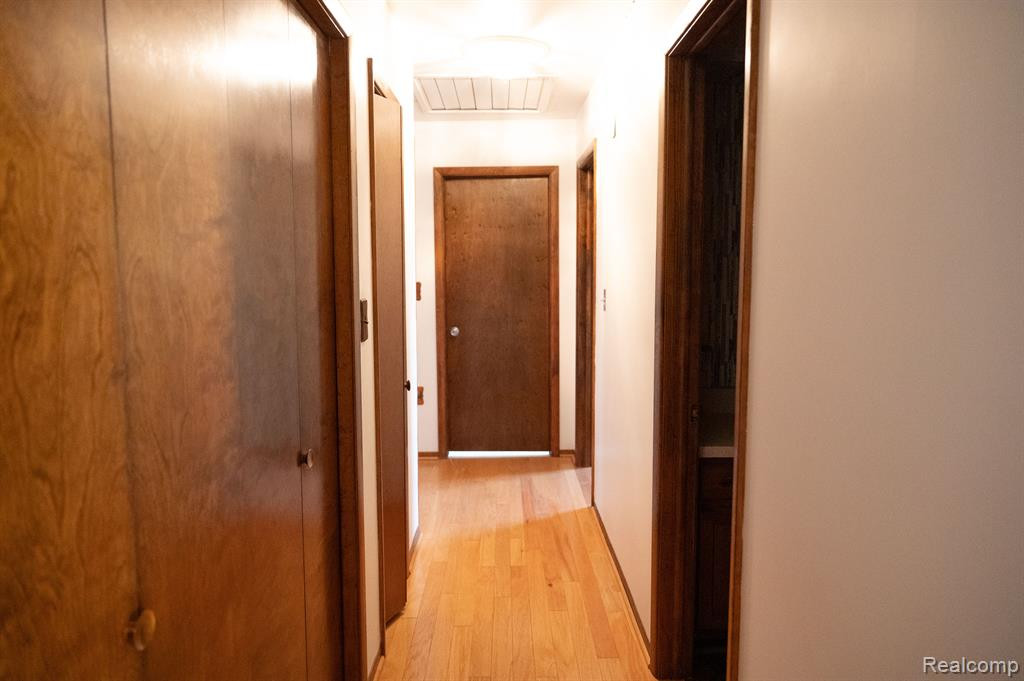 51714 9 MILE Road, Northville, MI 48167 — Photo 10