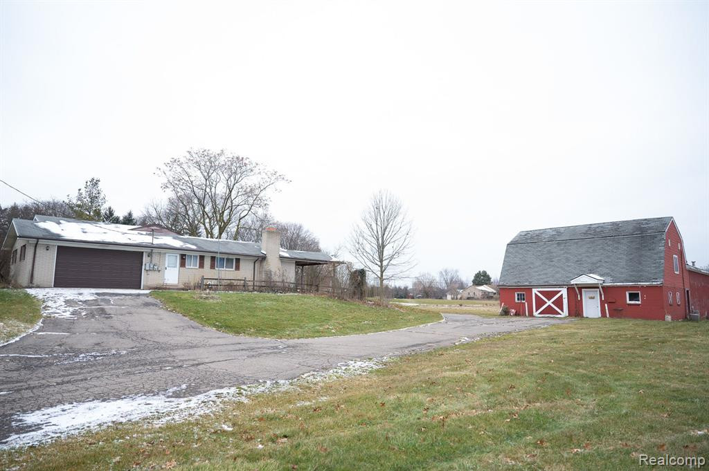 51714 9 MILE Road, Northville, MI 48167 — Photo 17