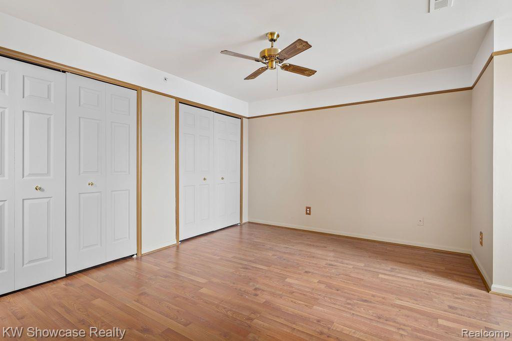5104 ADDINGTON Drive, Commerce Twp, MI 48390 — Photo 24