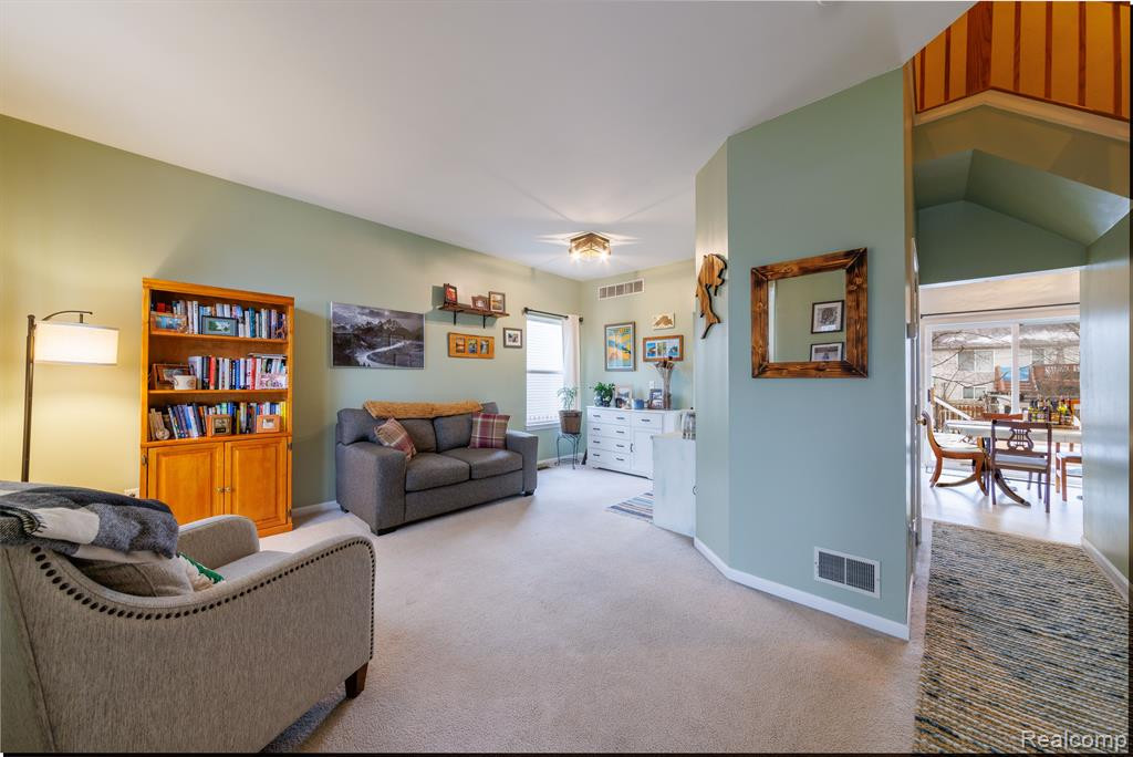 7238 SPY GLASS Lane, Ypsilanti, MI 48197 — Photo 13