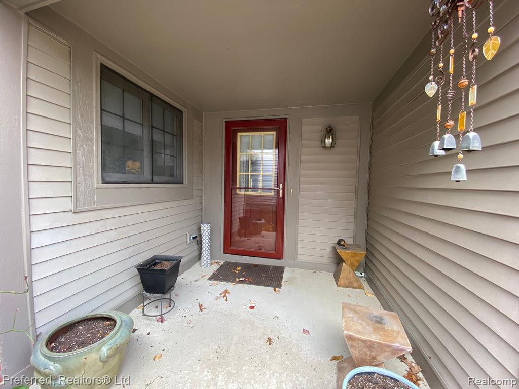 1016 PINEWOOD Court, 48, Brighton, MI 48116 — Photo 3