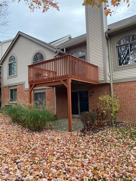 1016 PINEWOOD Court, 48, Brighton, MI 48116 — Photo 4