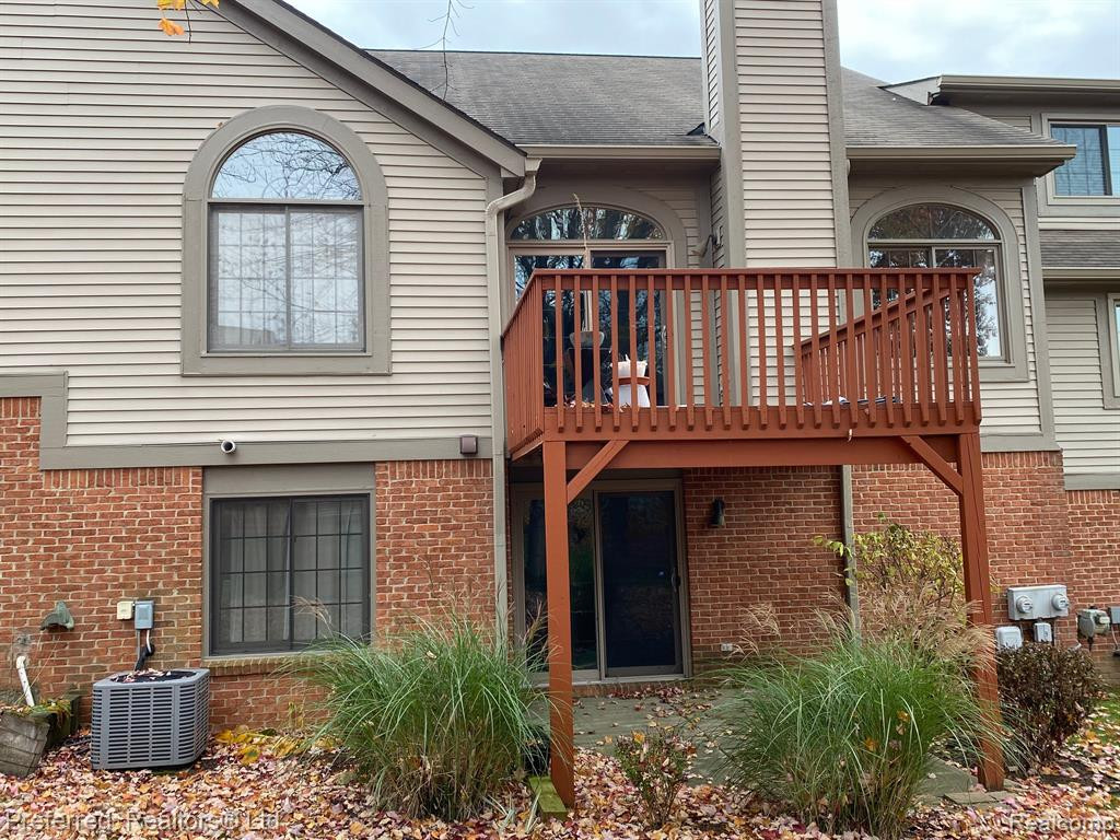 1016 PINEWOOD Court, 48, Brighton, MI 48116 — Photo 5