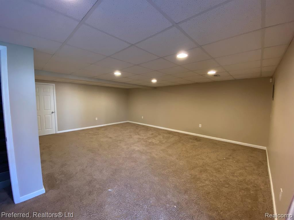 1016 PINEWOOD Court, 48, Brighton, MI 48116 — Photo 23