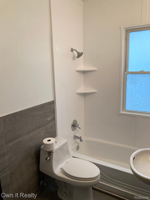 5504 JONATHON Street, Dearborn, MI 48126 — Photo 13