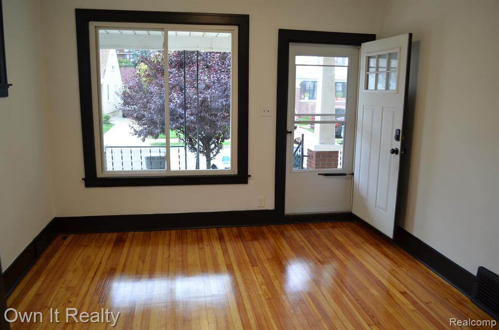 5504 JONATHON Street, Dearborn, MI 48126 — Photo 5
