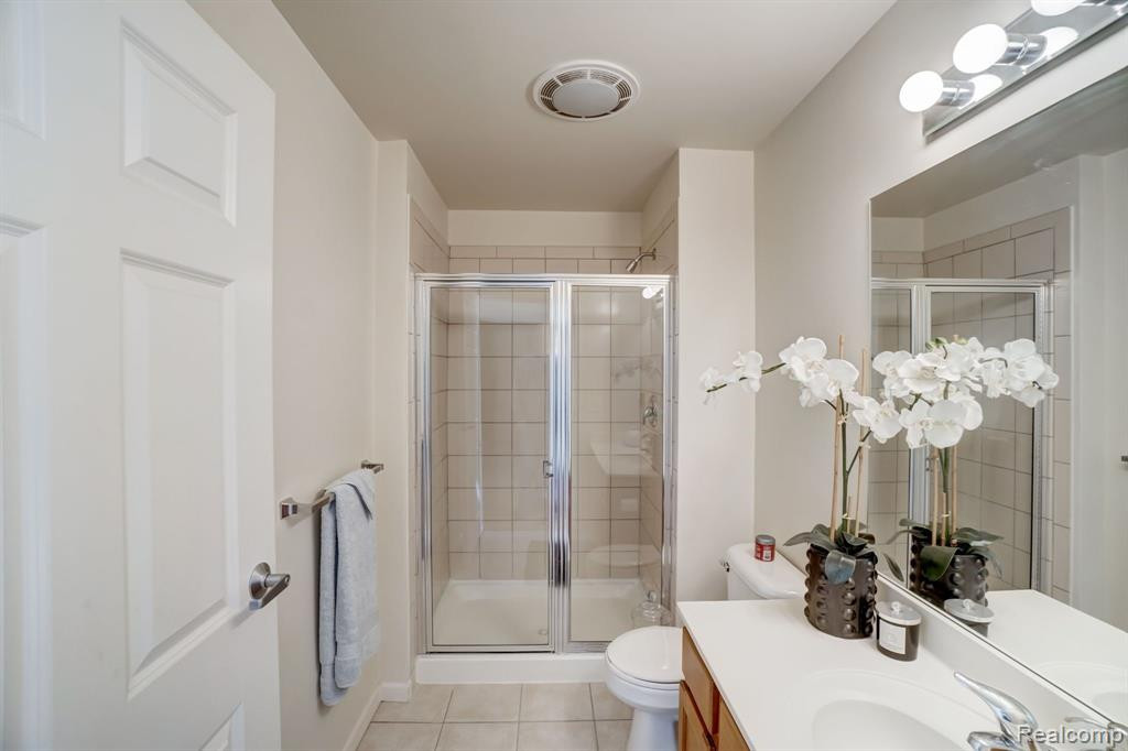 101 S UNION Street, 303, Plymouth, MI 48170 — Photo 17