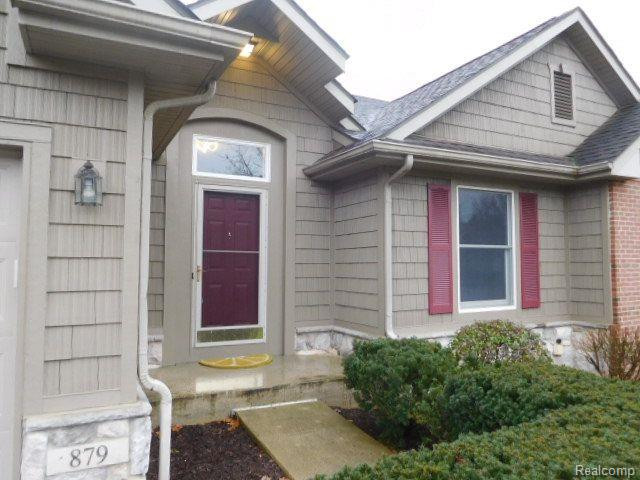 879 PERSIMMON Drive, Brighton, MI 48116 — Photo 2