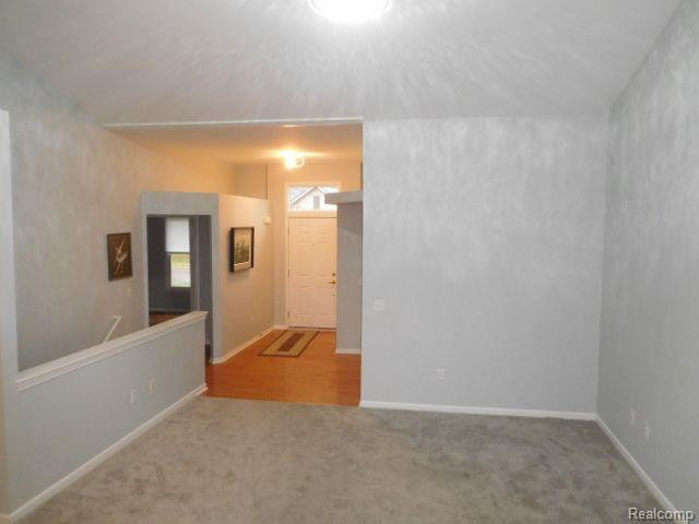 879 PERSIMMON Drive, Brighton, MI 48116 — Photo 9