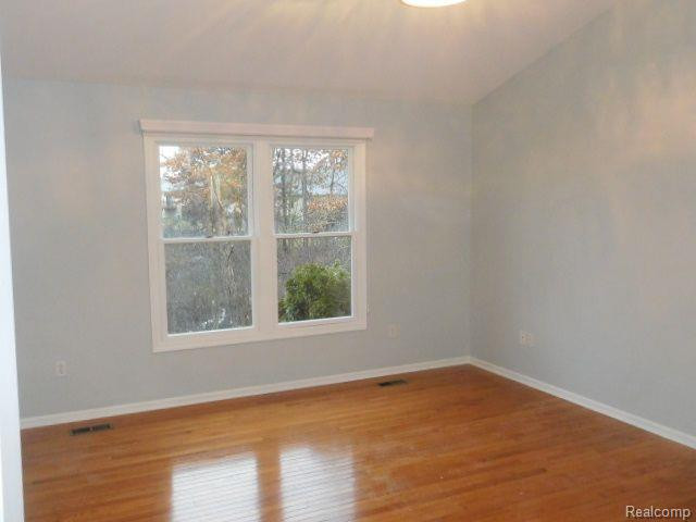 879 PERSIMMON Drive, Brighton, MI 48116 — Photo 18