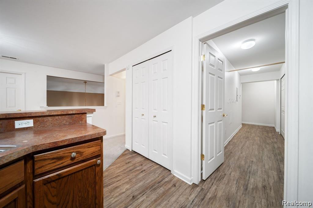 2203 Saratoga Boulevard, Walled Lake, MI 48390 — Photo 24