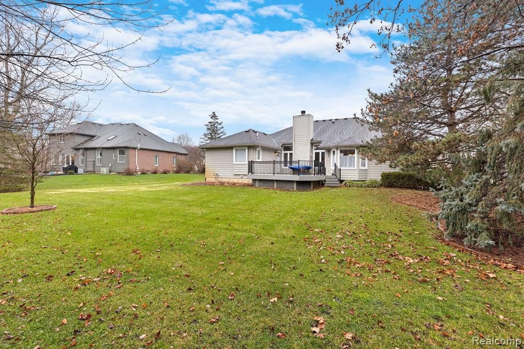 10259 ROYCE Drive, South Lyon, MI 48178 — Photo 4