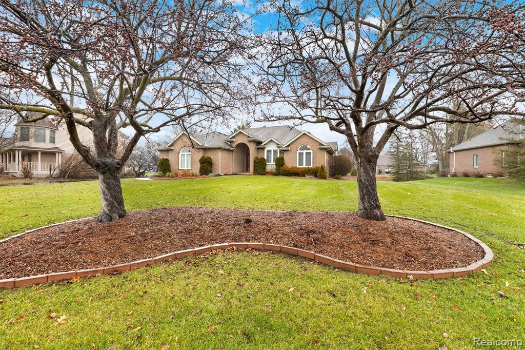 10259 ROYCE Drive, South Lyon, MI 48178 — Photo 7