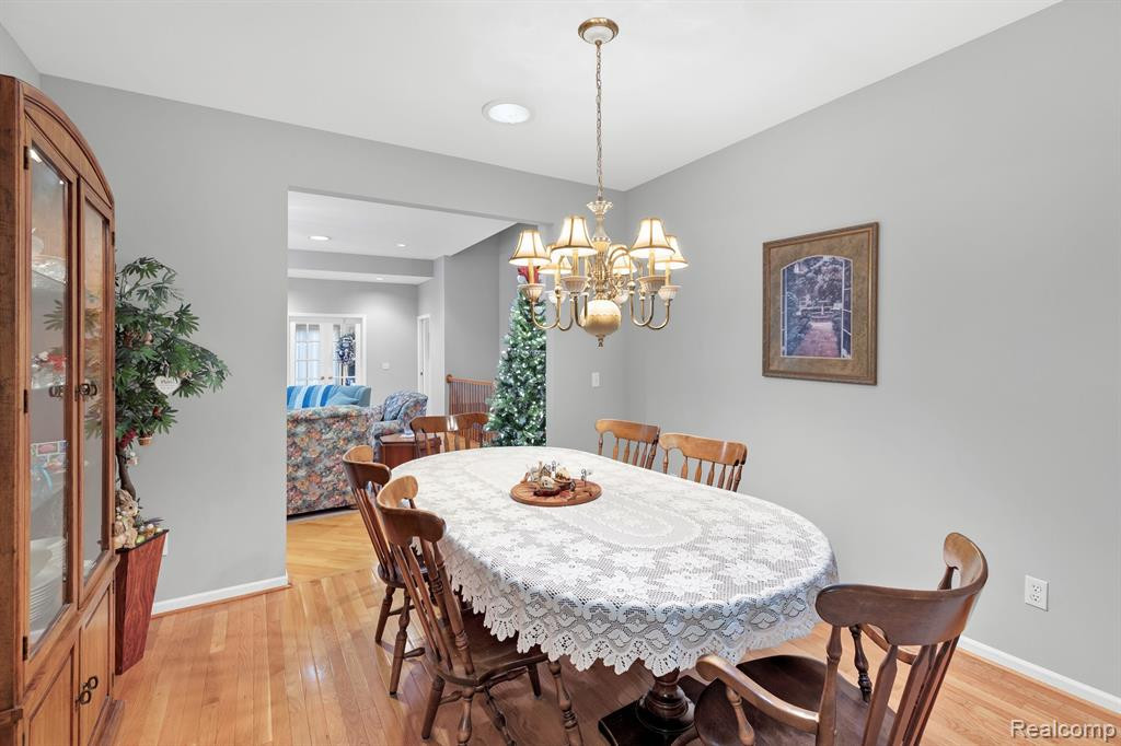 10259 ROYCE Drive, South Lyon, MI 48178 — Photo 15