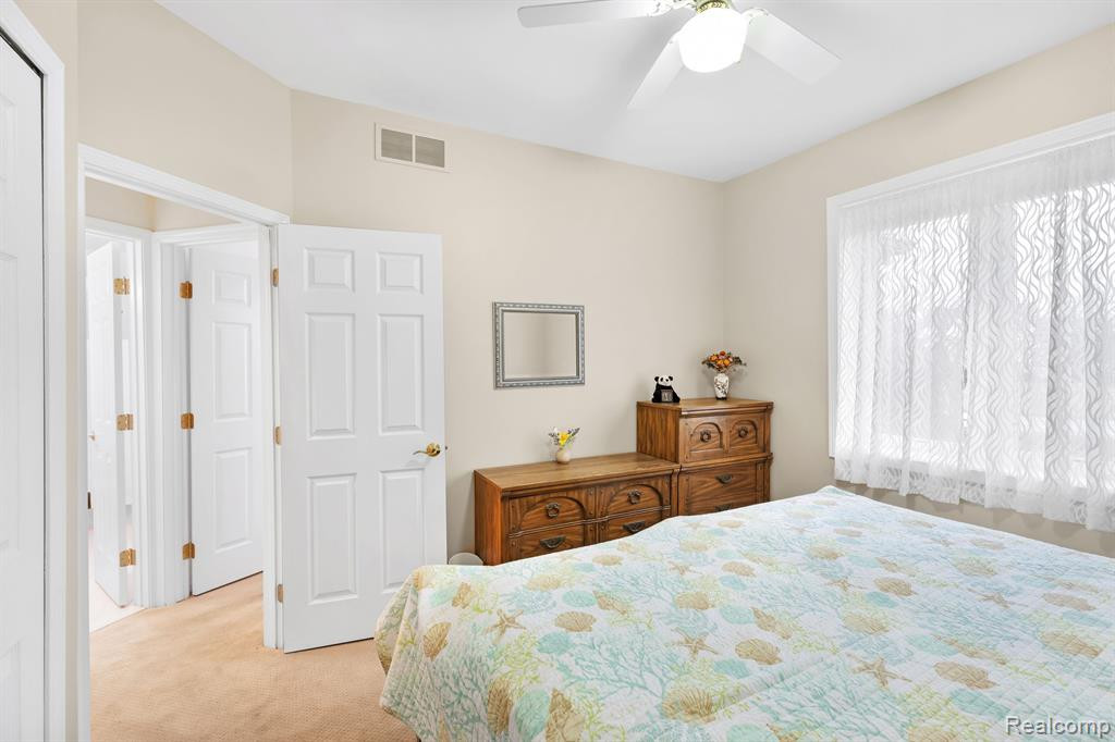 10259 ROYCE Drive, South Lyon, MI 48178 — Photo 22