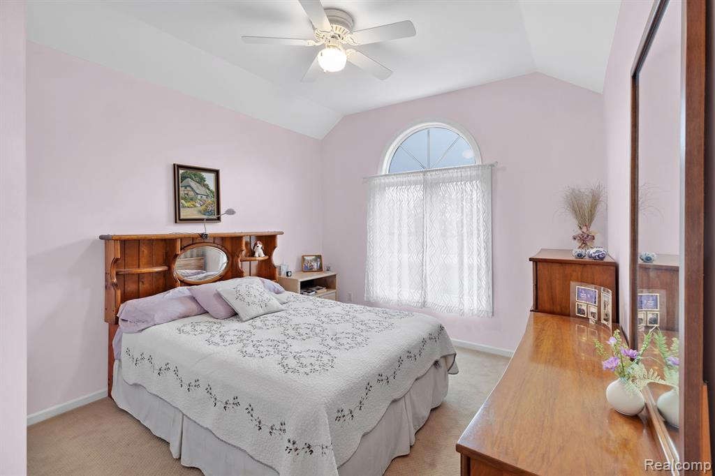 10259 ROYCE Drive, South Lyon, MI 48178 — Photo 24