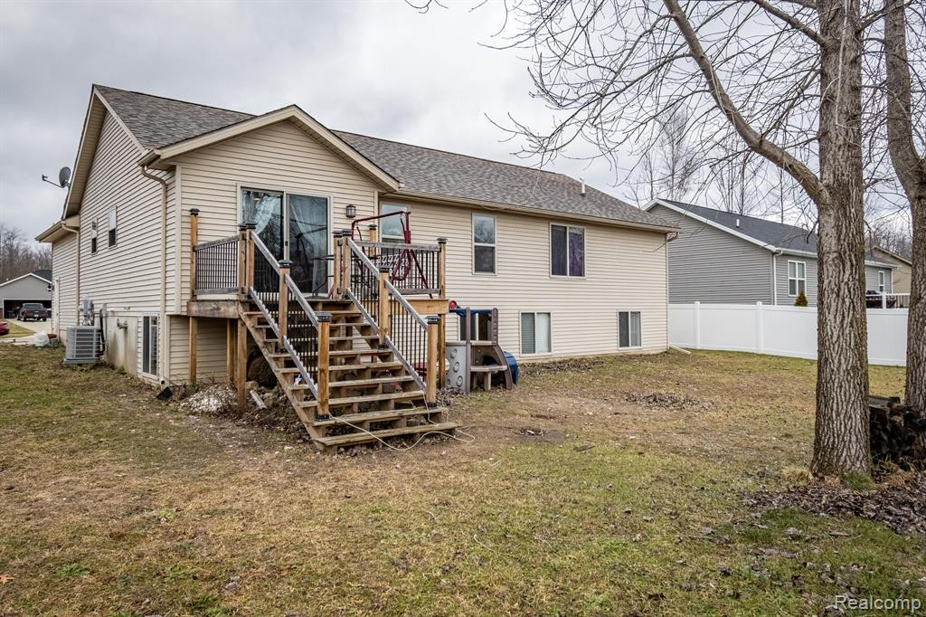 4244 JANICE, Fort Gratiot, MI 48059 — Photo 2