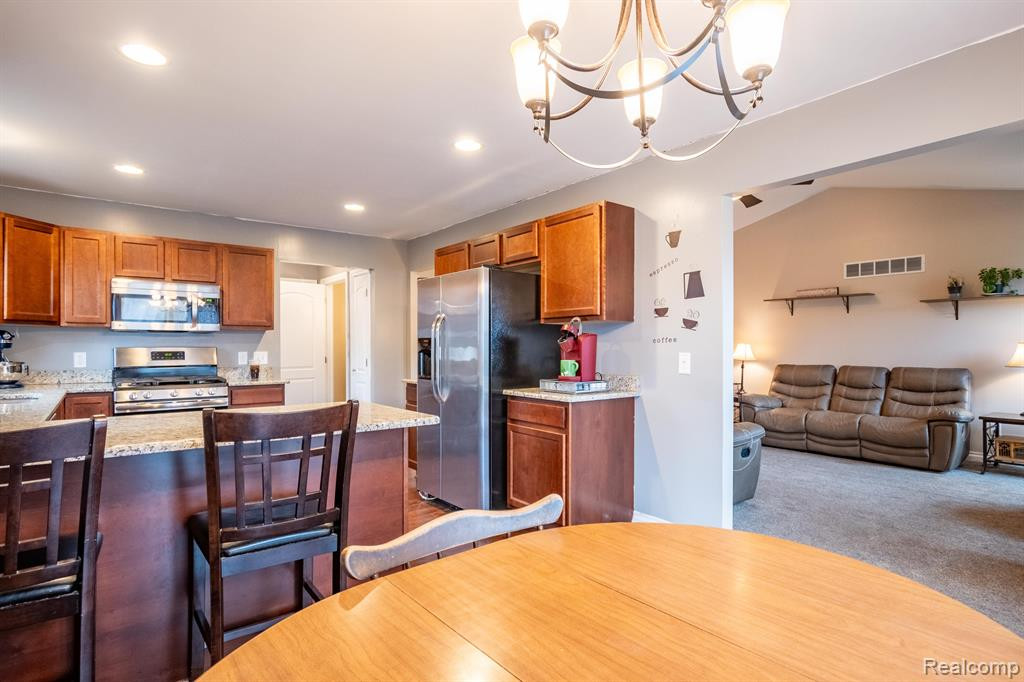 4244 JANICE, Fort Gratiot, MI 48059 — Photo 12